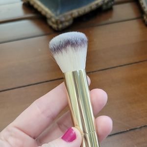 😚 BATTINGTON BRUSH